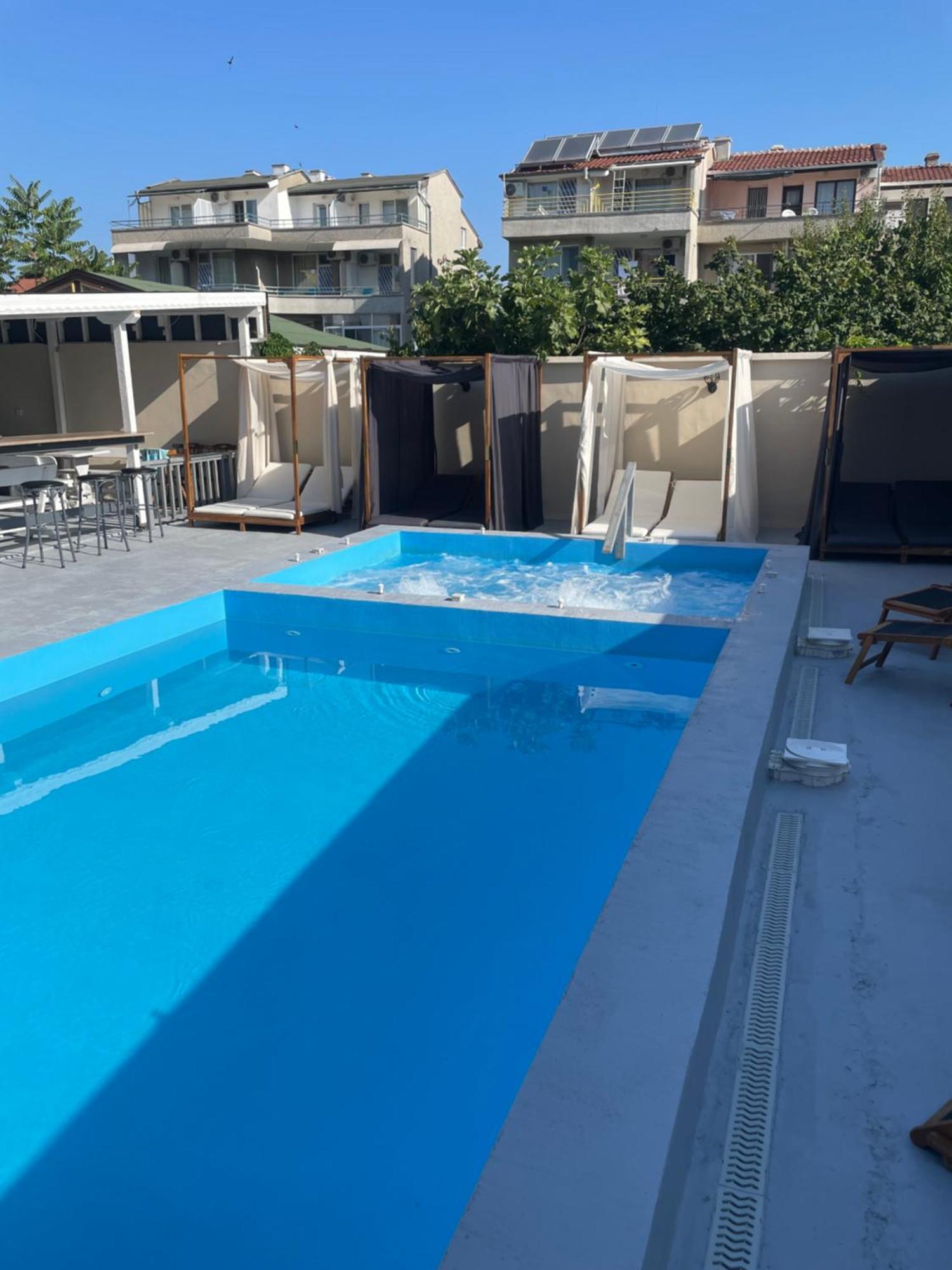 Family Hotel Malibu Черноморец Экстерьер фото