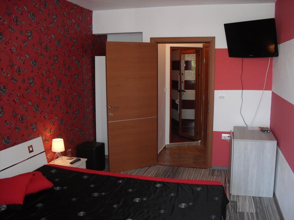 Family Hotel Malibu Черноморец Номер фото